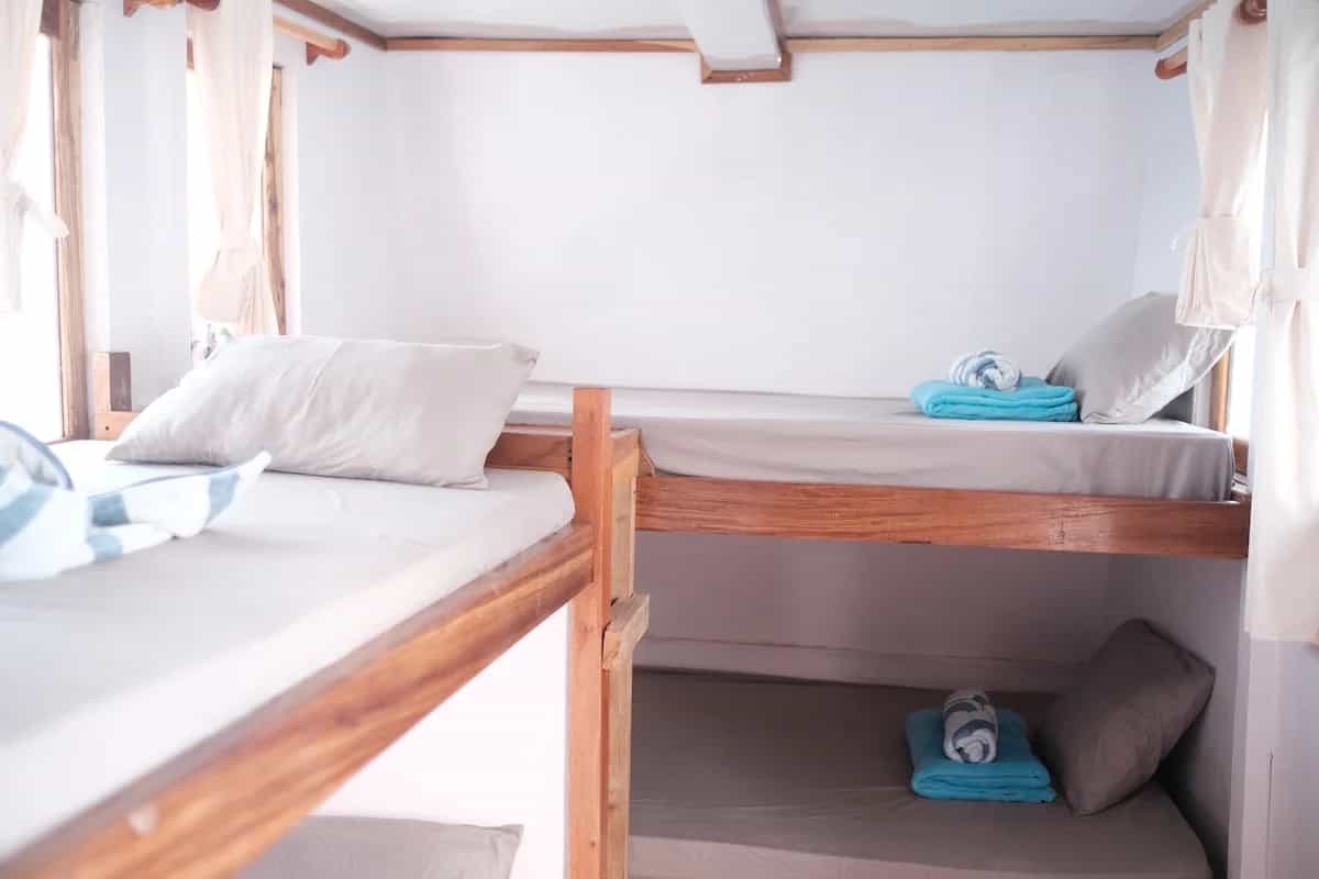 Asterix Liveaboard thumbnail 4