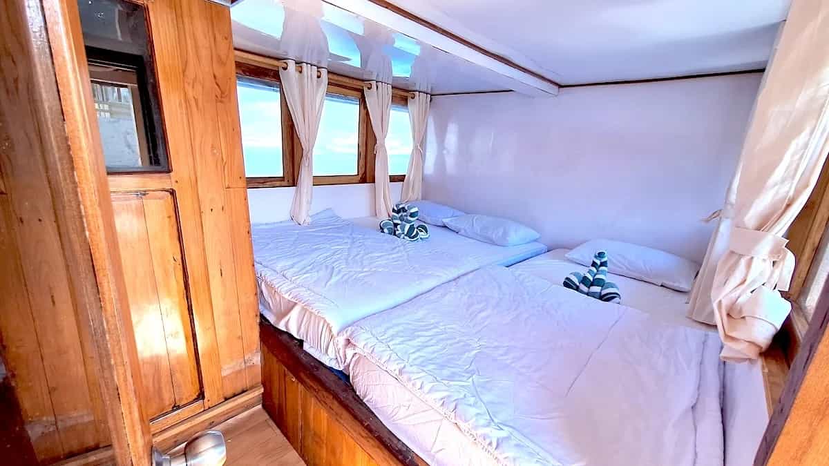 Asterix Liveaboard thumbnail 3